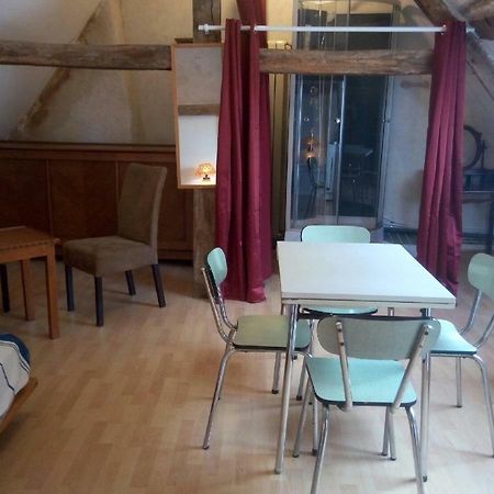 Studio Dans Un Cadre Champetre Moiry Exterior photo